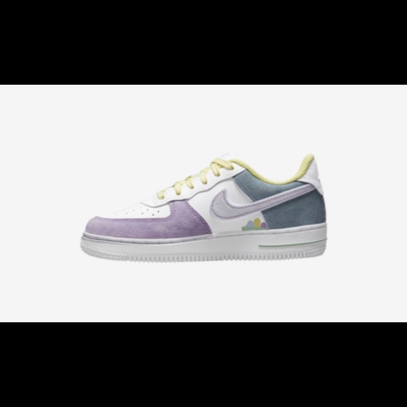 Nike Air Force 1 - Picture 2 of 10